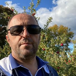 Meet your Posher, Enver